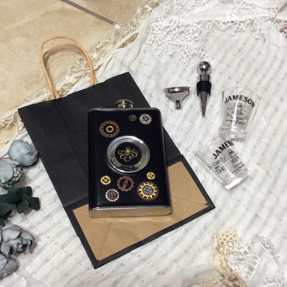 🌸 STEAMPUNK FLASK GEARS SHOT GLASS SET VINTAGE CUSTOM CUP MUG COOL GIFT SPECIAL - Picture 3 of 8